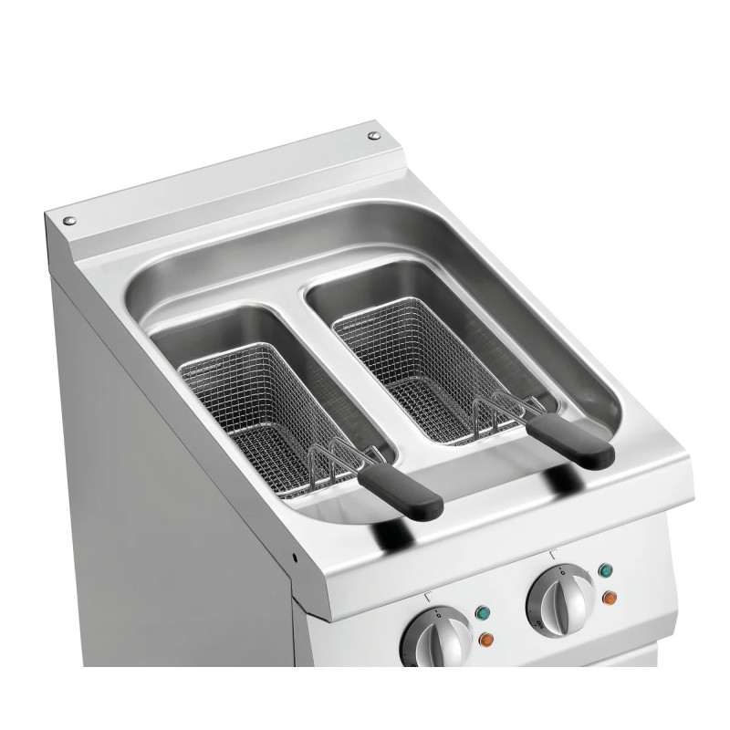 Deep Fat Fryer 700 Dual Tank 2x9L Capacity | bartscher