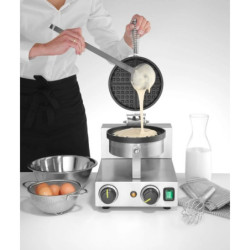 Waffle Maker Round – Non-stick, 1000W | hendi 212172