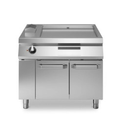 Professional Smooth Chrome Grill on Modular Cabinet