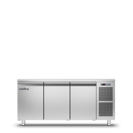 Freezer Counter 3 Doors – Efficient -15°C to -22°C | coldline
